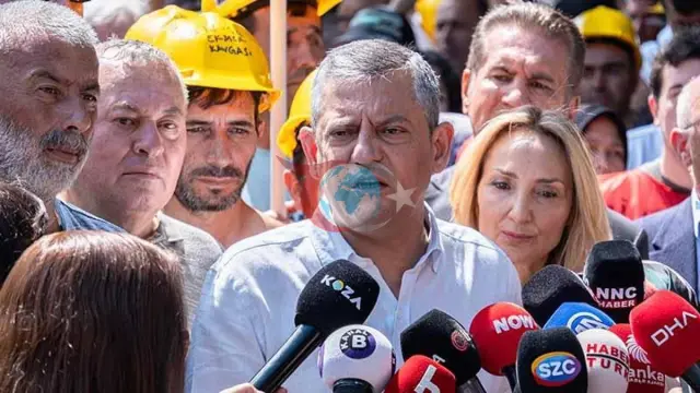 Özgür Özel'den Eylemdeki Madencilere Destek: "Sözler Tutulana Kadar Yanlarındayız"