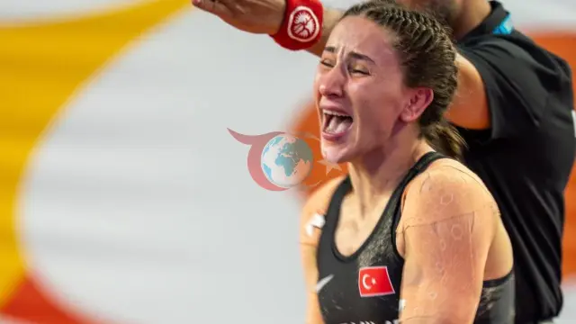 Akdeniz Oyunları'nda Tarihi Gece: Kadın Güreşçilerden 4 Altın ve 1000. Madalya Gururu!