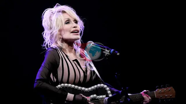 Müzik Dünyası Yasta: Efsanevi Sanatçı Dolly Parton 80 Yaşında Hayatını Kaybetti
