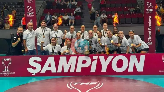 THF Prezident kubogynda taryhy ýeňiş: Birinji çempion Armada Praksis Yalıkavak!