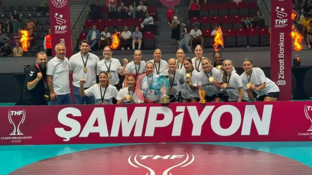 Tarihi Zirvede Şampiyon Armada Praxis Yalıkavak: Cumhurbaşkanlığı Kupası Sahibini Buldu