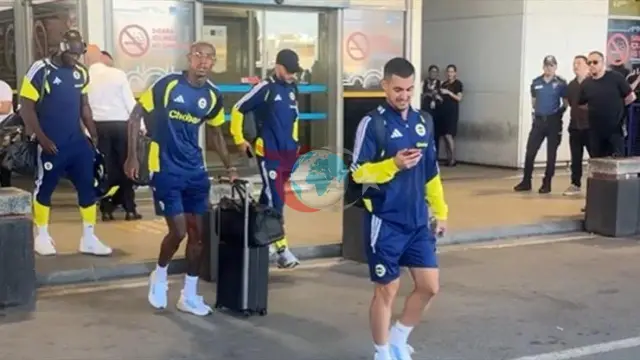 Devler Ligi Biletini Kapan Fenerbahçe Yurda Gururla Döndü: İstanbul'da Coşkulu Karşılama