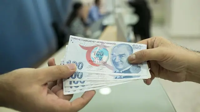 Esnafa Müjdeli Haber: Vergi ve SGK Borcu Olanlara Halkbank Kredisi Yolu Açıldı