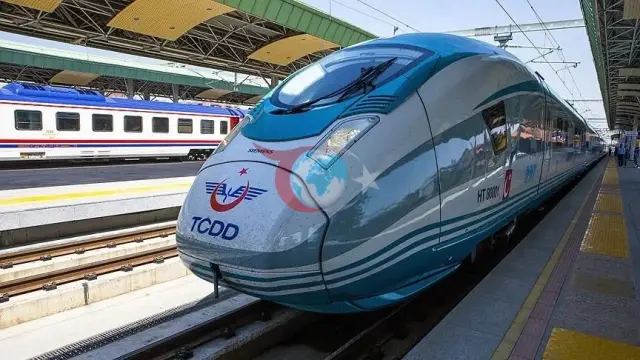 TCDD'den Dev Adım: Tren Yolculuklarında Tamamen E-Bilet Dönemi Başlıyor