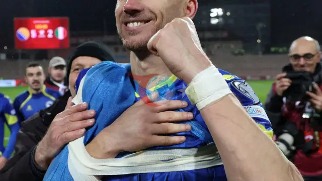 Edin Dzeko Milli Takım Kariyerini Noktalıyor: Efsane Golcü Veda Maçını Açıkladı