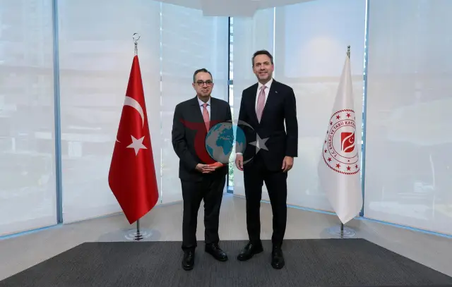 Enerji Sektörüne Dev Destek: Bakan Bayraktar, IFC Heyeti ile İstanbul'da Buluştu