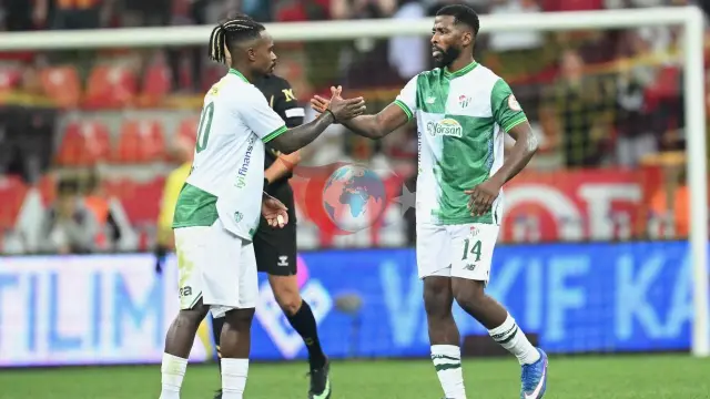Bursaspor Evinde Şov Yaptı: İstanbulspor Karşısında Farklı Tarife!