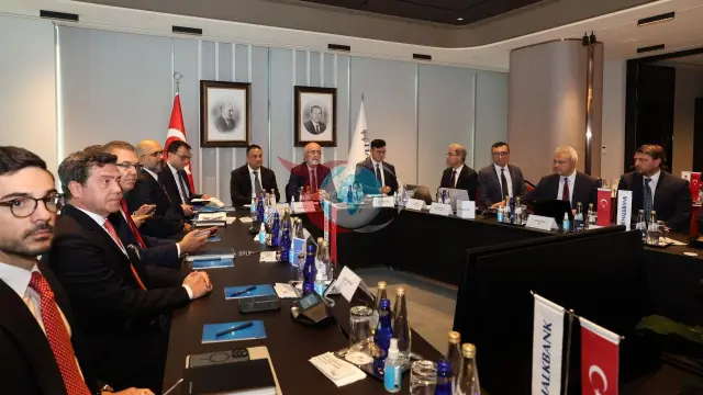 Halkbank Üçüncü Halka Arz İçin Düğmeye Bastı: Küresel Yatırımcılarla Dev Buluşma
