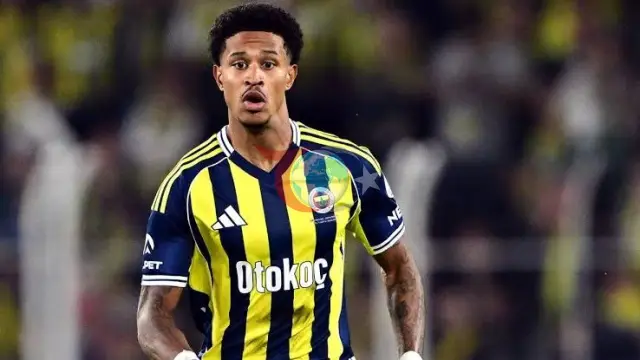 Jayden Oosterwolde Roma Transferinde Sıcak Gelişme: İtalyan Deviyle El Sıkıştı!