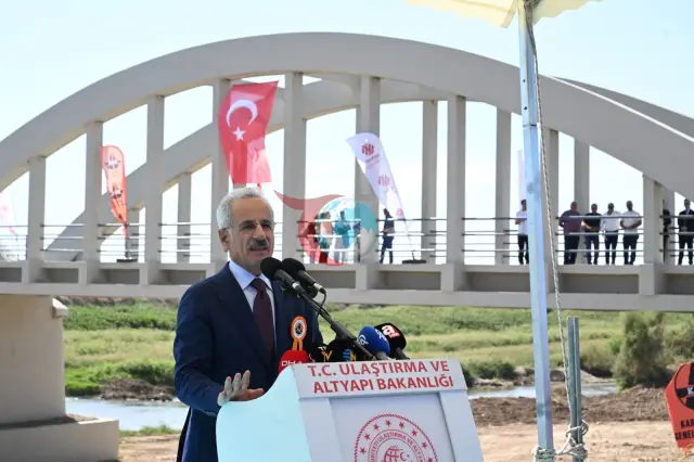 Tarihi Gediz Köprüsü Restore Edildi: Bakan Uraloğlu Açılışını Gerçekleştirdi