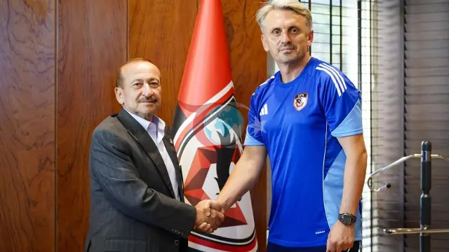 Gaziantep FK'de Orhan Ak Dönemi Başladı! Resmi Sözleşme İmzalandı