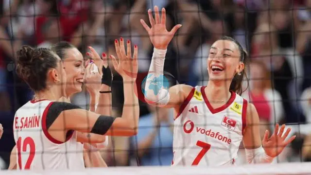 Filenin Sultanları Tarih Yazıyor: Sırbistan’ı Deviren A Milli Kadın Voleybol Takımı Avrupa Şampiyonası'nda Finalde!