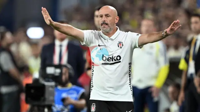 Vincenzo Italiano Kadıköy'de Tarih Yazdı: Beşiktaş Derbide Fenerbahçe'yi Devirdi!