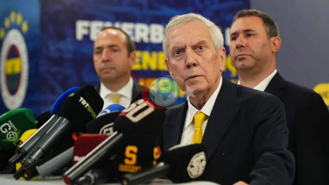 Fenerbahçe'den Beşiktaş Derbisi Sonrası Aziz Yıldırım Açıklaması: Soyunma Odası İddialarına Net Cevap
