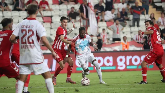 Sivasspor Kötü Gidişata Dur Dedi: 6 Maçlık Galibiyet Hasreti Antalya'da Son Buldu