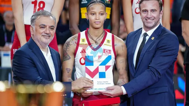 Avrupa Şampiyonu Filenin Sultanları’nda Melissa Vargas MVP Seçildi