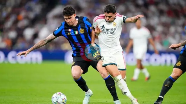 Devler Ligi'nde 2026-2027 Sezonu Gol Yağmuruyla Başladı: Real Madrid ve Manchester City Hata Yapmadı