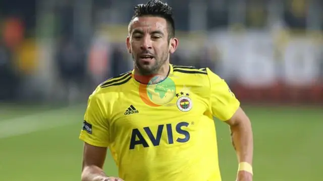 Eski Fenerbahçeli Mauricio Isla Aktif Futbol Kariyerini Noktaladı