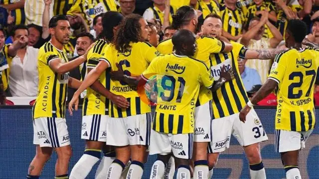 Fenerbahçe Roma Karşısında Devler Sahnesinde! İşte İlk 11'ler ve Dev Maçın Detayları