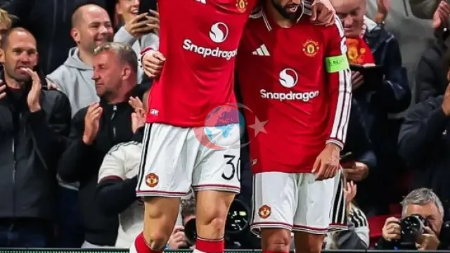 Şampiyonlar Ligi'nde Devler Sahne Aldı: Manchester United ve Bayern Münih Gol Yağdırdı
