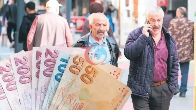 Emekliye Gelir Durumuna Göre Yeni Destek Modeli: AK Parti MKYK'da Ekonomi Masaya Yatırıldı