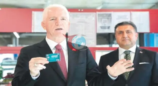 İstanbul'da Dev Öğrenci Desteği: 50 Bin Çocuğa "Kantin Kart" Dağıtıldı