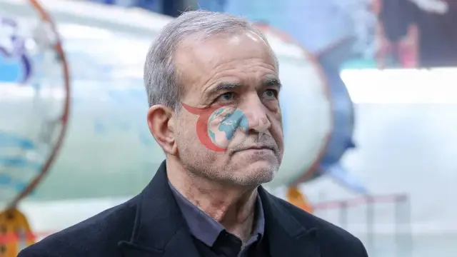 İran Cumhurbaşkanı Pezeşkiyan'dan Tarihi Hürmüz ve BRICS Açıklaması: "Saldırganlık Durursa Boğaz Açık Kalacak"