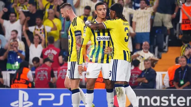 İsmail Kartal'dan Kadro Sürprizi! Gaziantep FK - Fenerbahçe Maçının İlk 11'leri Belli Oldu