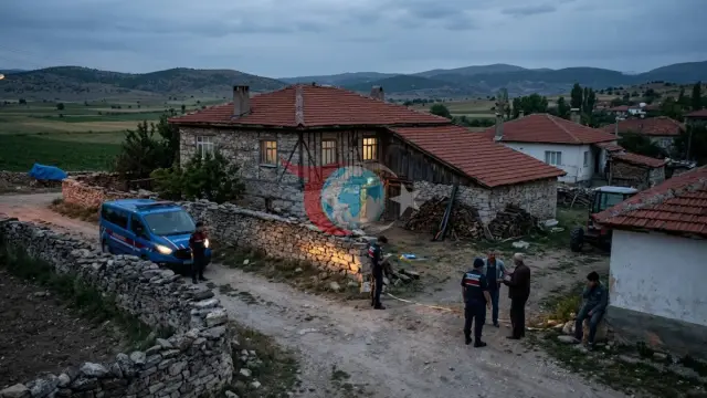 Çorum'da Trajik Olay: Amca ile Yeğenin Kavgasını Ayırmak İsteyen Genç Av Tüfeğiyle Öldürüldü