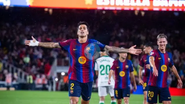 Barcelona Gol Yağmuruyla Coştu: Racing Karşısında Tarihi Skor!