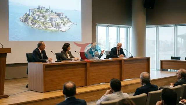 İletişim Başkanlığı'ndan "Milli İrade Mücadelesi" Paneli: 27 Mayıs ve Vesayet Rejimi Masaya Yatırılıyor