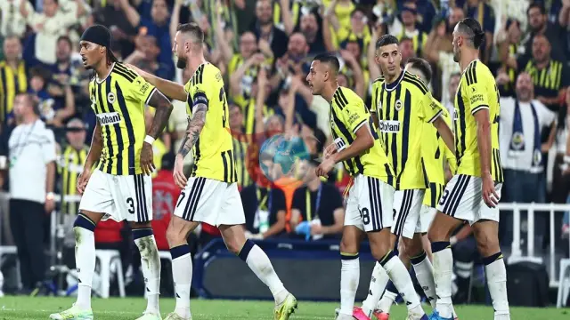 Fenerbahçe Eyüpspor Karşısında Çıkış Arıyor: Kadıköy'de Kritik Randevu