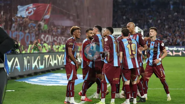 Trabzonsporda Qalatasaray Qələbəsindən Sonra Ulduzlardan Maraqlı Açıqlamalar: "Salahla Çox Daha Təhlükəliyik!"