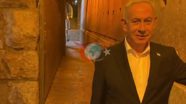 Netanyahu'dan Mescid-i Aksa Altındaki Tünellerde Provokatif Poz: "Burası Bize Ait"