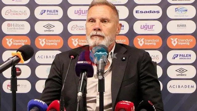 Thorsten Fink'ten Erzurumspor Mağlubiyeti Sonrası Kararlılık Mesajı: "Bu Durumun Üstesinden Geleceğiz"
