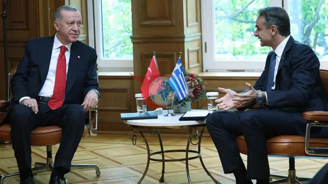 Gresiýanyň metbugatyndan haýran galdyryjy derňew: "Erdogan Gresiýa ýüzlenmeýär"