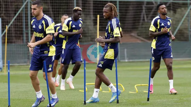 Fenerbahçe'de Sıcak Gelişme: Dorgeles Nene Ocak Ayında Ayrılmak İstiyor!