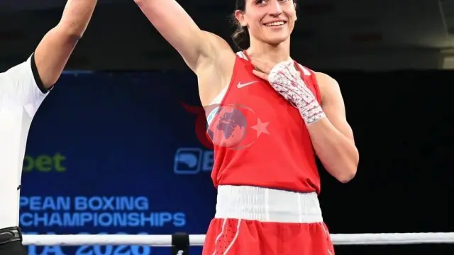 Улуттук боксчу Гизем Өзер Европа чемпиондугунда чейрек финалга чыкты