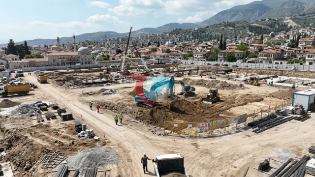 Hatay'da Dev Yatırım: Vakıflar Bölge Müdürlüğü'nden 1.4 Milyar TL'lik Kat Karşılığı İnşaat İhalesi