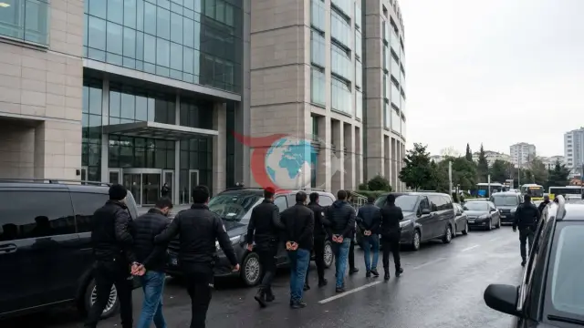 Birjada nəhəng manipulyasiya əməliyyatı: Üç nəhəng şirkətin səhmlərində 14 həbs