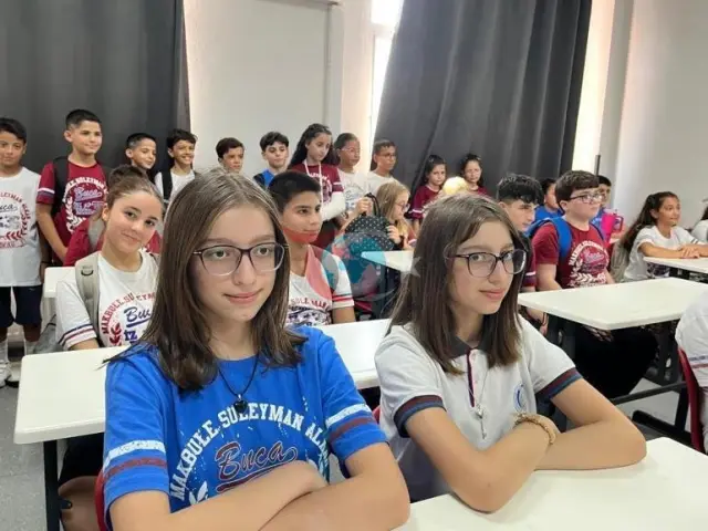 İzmir'de Şaşırtan Tablo: Aynı Okulda Tam 27 Çift İkiz Eğitim Göörüyor!