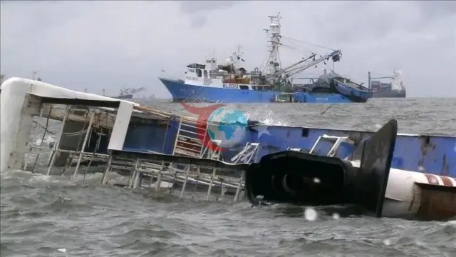 Vanuatu'da Feribot Faciası: MV Matui Battı, En Az 30 Kişi Dalgalar Arasında Kayboldu