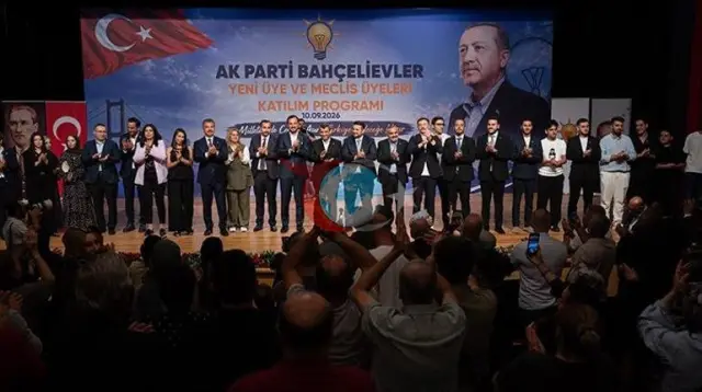 Bahçelievler'de Siyasi Dengeler Değişti: CHP'li 3 Meclis Üyesi AK Parti'ye Katıldı