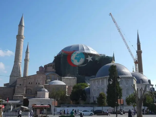 Ayasofya'da Tarihi Restorasyonda Yeni Aşama: Doğu Yarım Kubbe Güçlendiriliyor