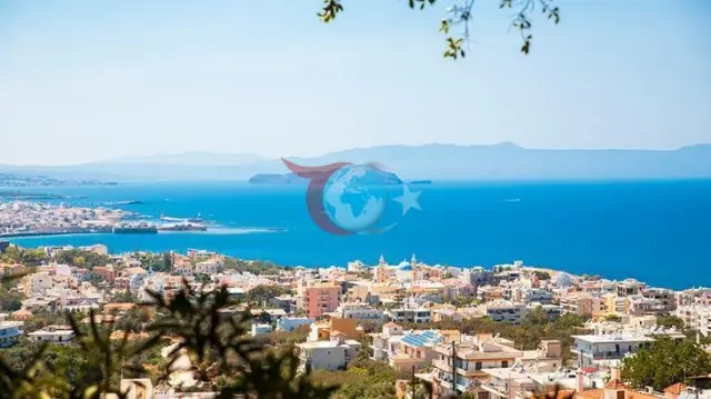 Girit'te Sıra Dışı Olay: Sivrisinek Isırığı Yüzünden Oteli Terk Edip Para İadesi İstedi!