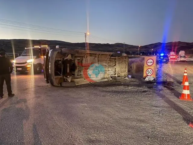 Kırıkkaledə işçi avtobusu ilə avtomobil toqquşub: Yahşihanda dəhşətli qəzada 14 nəfər yaralanıb