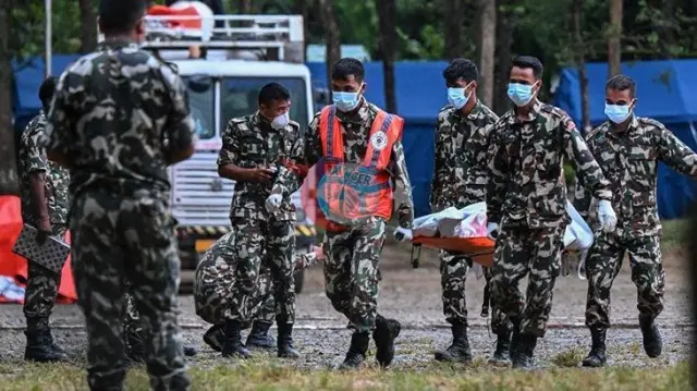 Nepal'de Sel Felaketi: Can Kaybı 1342'ye Yükseldi, Binlerce Kişi Kayıp
