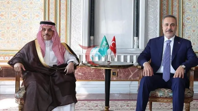 İstanbul'da Kritik Zirve: Bakan Hakan Fidan, Suudi Mevkidaşı Faysal bin Ferhan ile Bir Araya Geldi