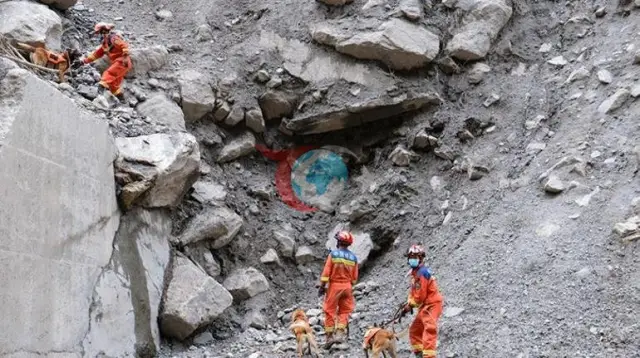 Nepal ve Çin Sınırında Dev Sel Felaketi: Can Kaybı 900'ü Aşarken Binlerce Kişi Kayıp