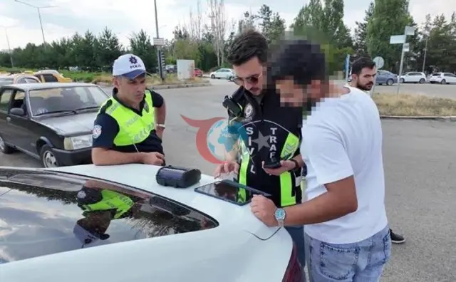 Korsan Taksiye Savaş Açan Taksici Kendi Tuzağına Düştü: Hem Yakalattı Hem Ceza Yedi